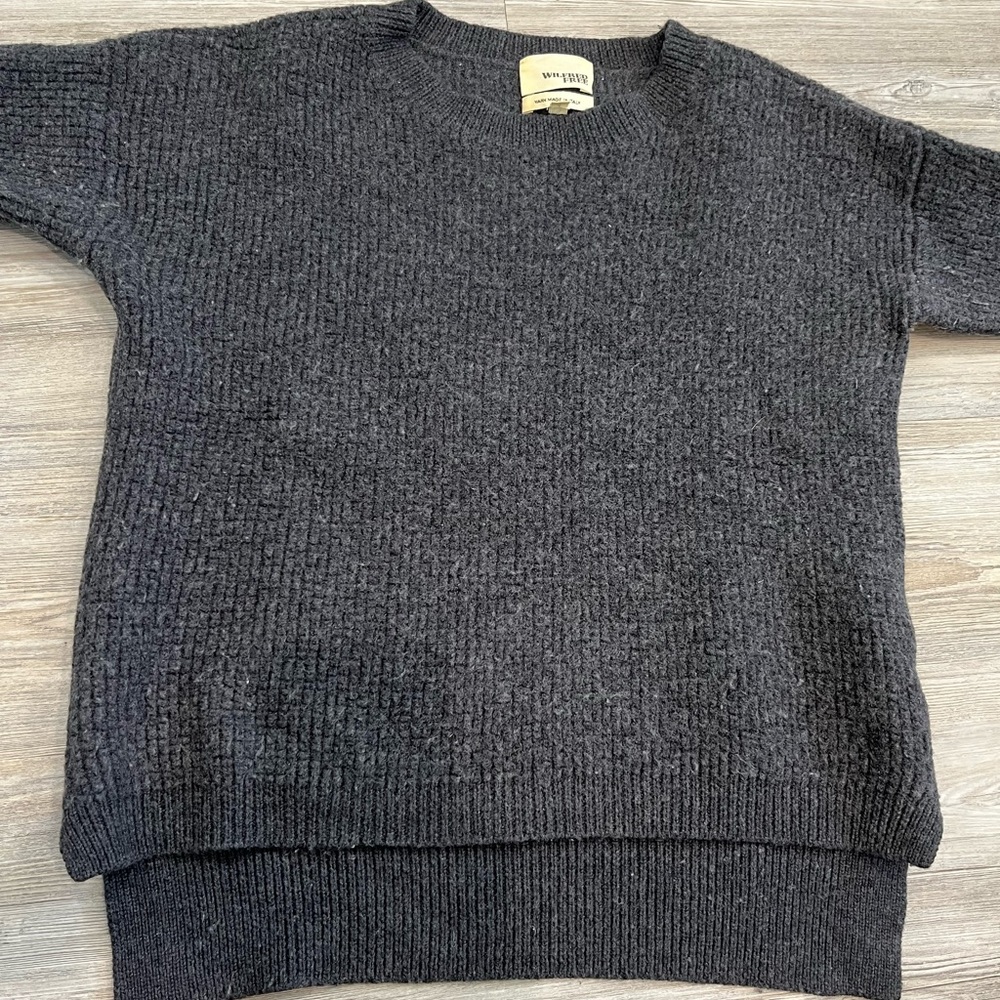 WILFRED FREE GRAY WOOL SWEATER